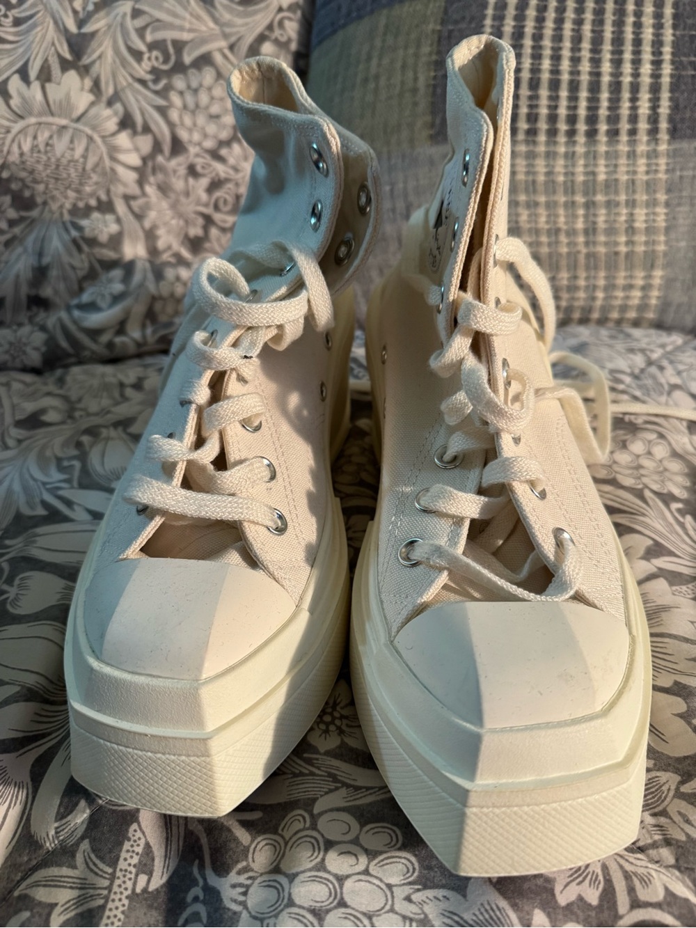 Converse High-Top Platform Sneakers in Off-White/Cream